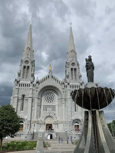 Image of Sanctuaire Sainte-Anne-de-Beaupré Image of Sanctuaire Sainte-Anne-de-Beaupré